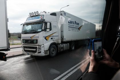 Грузоперевозки