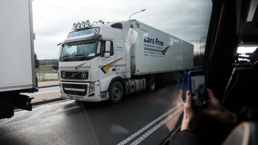 Грузоперевозки