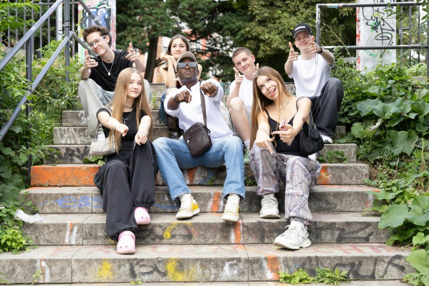 Социальные связи