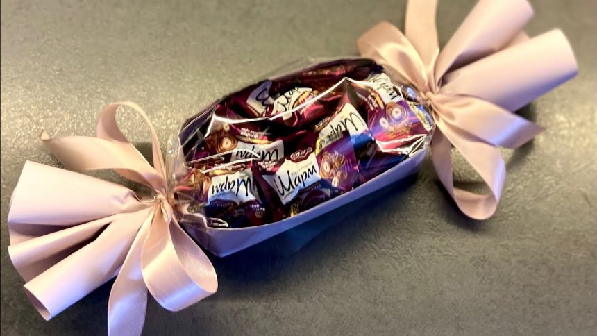 коробка с конфетами в подарок