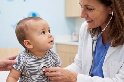 Осмотр ребёнка